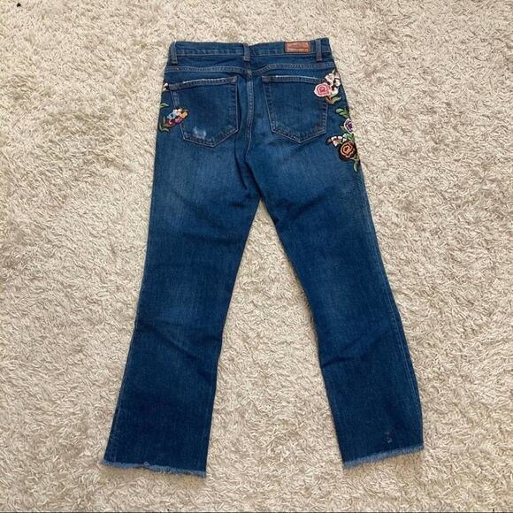 ZARA WOMAN Bootcut Embroidered Floral Jeans Ladybug Size 2 Cropped Novelty Cute - Picture 5 of 11
